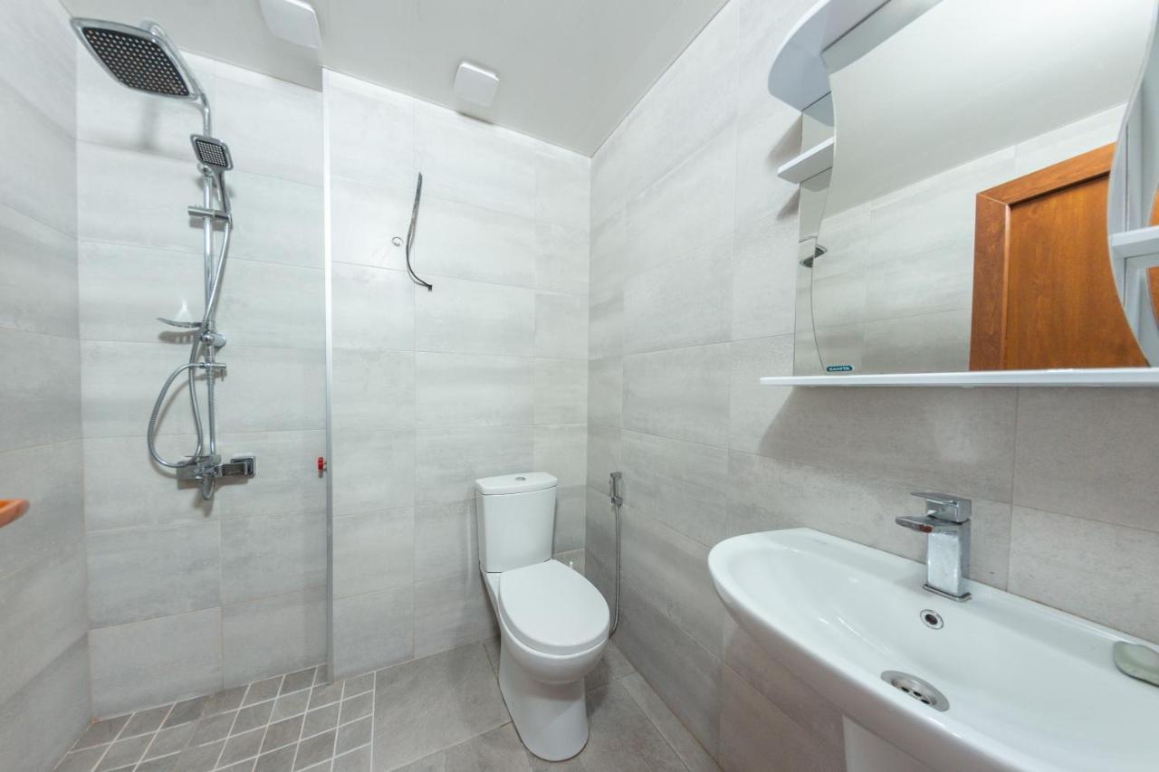 5 Apartment In One Boulding - Near Stadium Batumi Exterior foto