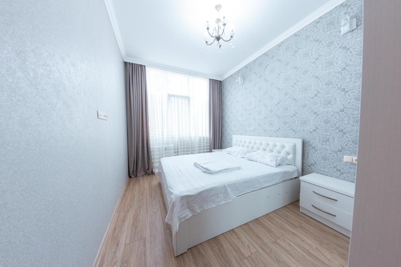 5 Apartment In One Boulding - Near Stadium Batumi Exterior foto