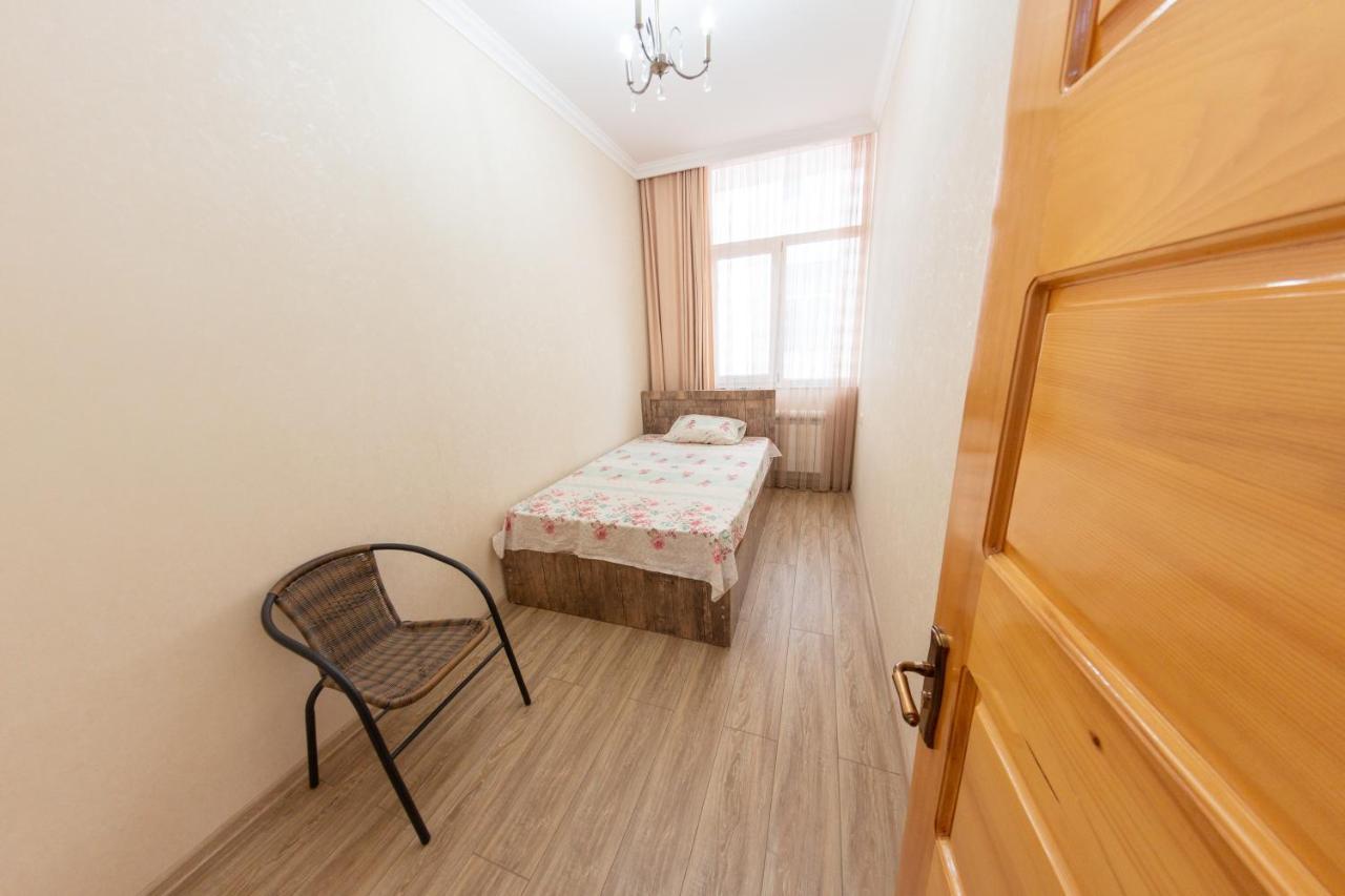 5 Apartment In One Boulding - Near Stadium Batumi Exterior foto